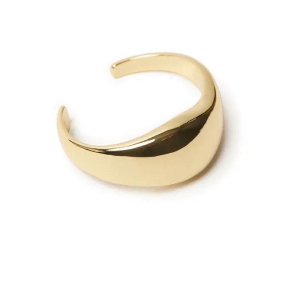 WEWOREWHAT
Bean Cuff gold